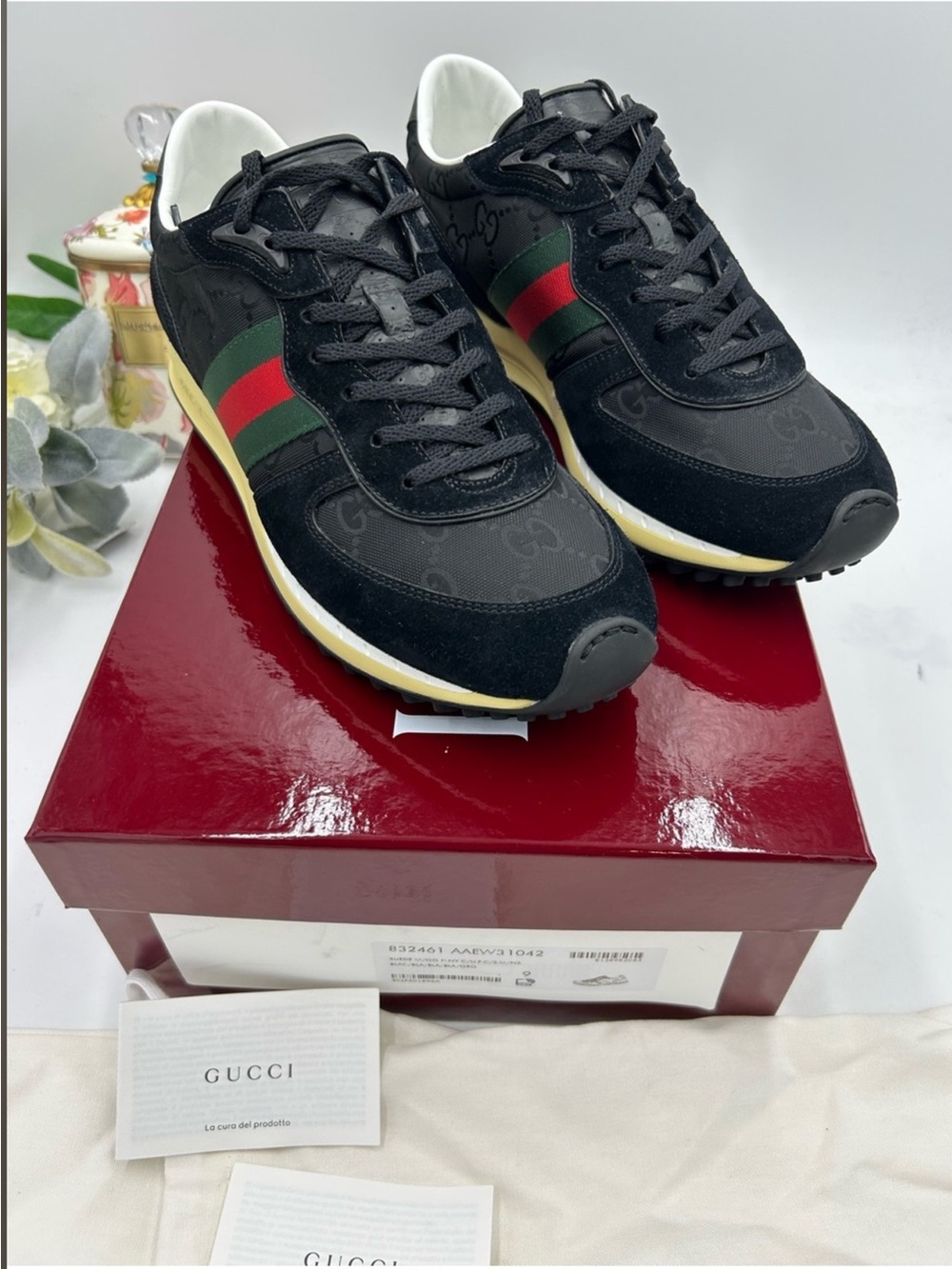 Men’s Gucci re- motion stripe sneakers size 9 fits 10 US made in Italy